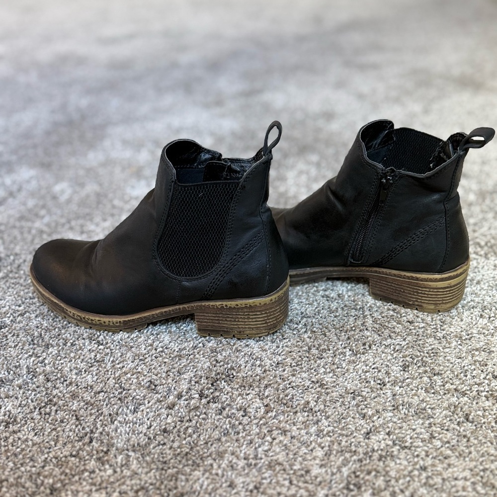 Black Casual Snow Slip-On Bootie - Picture 2 of 7